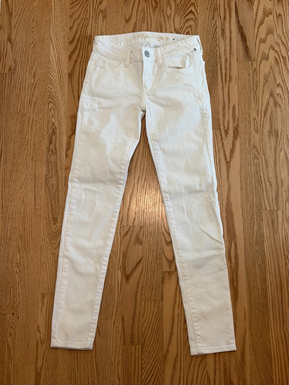 American Eagle Outfitters White Skinny Jeans